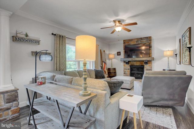 271 LEEDY WAY WEST, Chambersburg, PA 17202