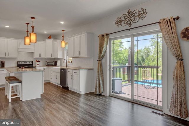 271 LEEDY WAY WEST, Chambersburg, PA 17202