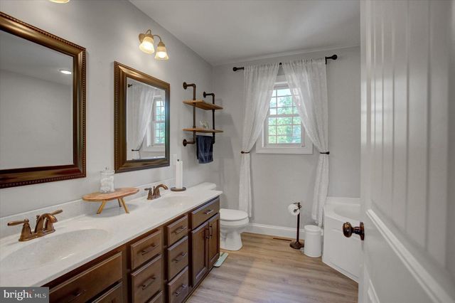 271 LEEDY WAY WEST, Chambersburg, PA 17202