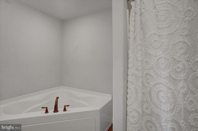 271 LEEDY WAY WEST, Chambersburg, PA 17202