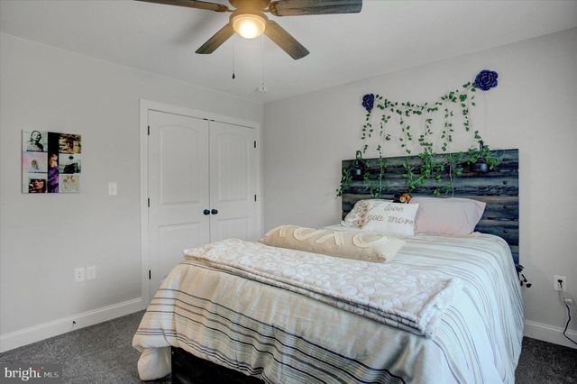 271 LEEDY WAY WEST, Chambersburg, PA 17202