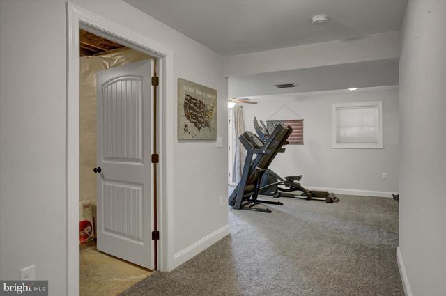 271 LEEDY WAY WEST, Chambersburg, PA 17202