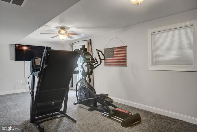 271 LEEDY WAY WEST, Chambersburg, PA 17202