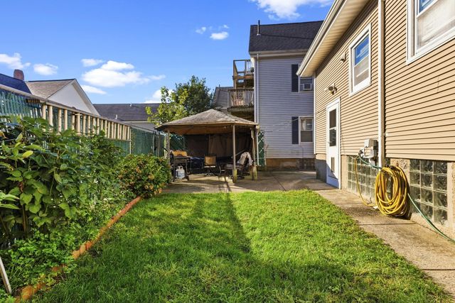 58 Lombard St, New Bedford, MA 02740
