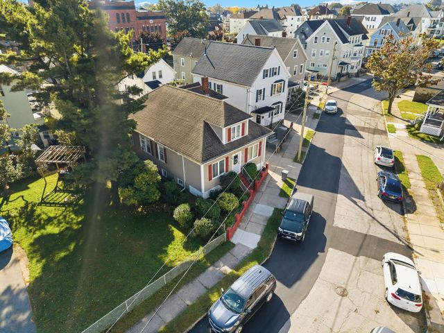 58 Lombard St, New Bedford, MA 02740