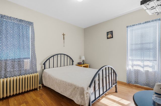 58 Lombard St, New Bedford, MA 02740