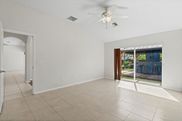2241 SW Nightingale Terrace, Port St. Lucie, FL 34953