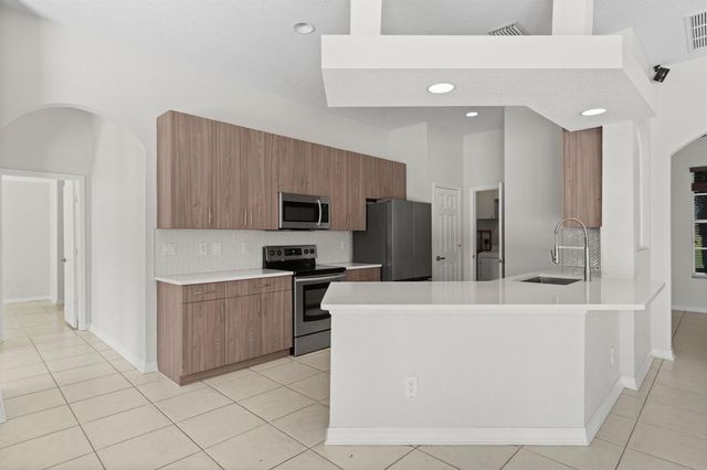 2241 SW Nightingale Terrace, Port St. Lucie, FL 34953