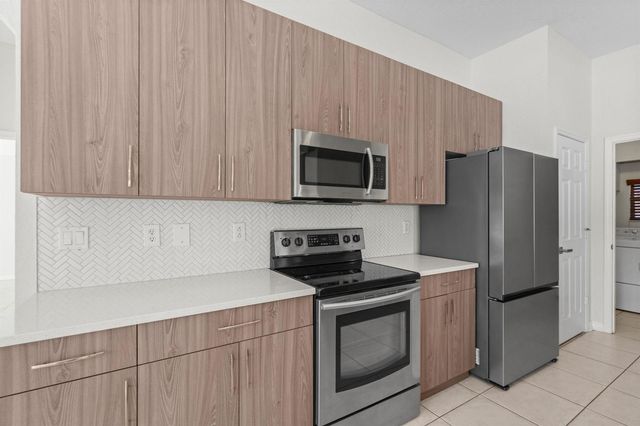 2241 SW Nightingale Terrace, Port St. Lucie, FL 34953
