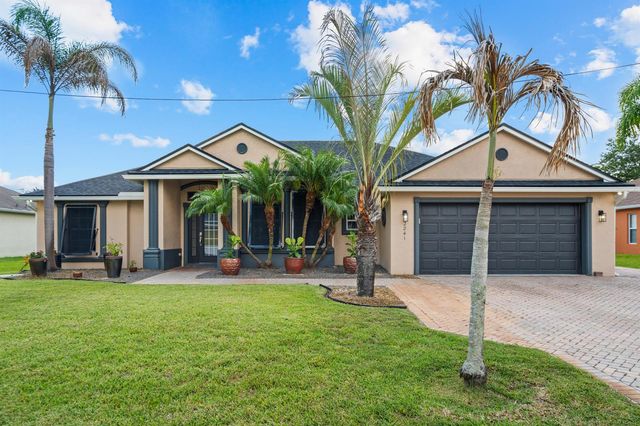 2241 SW Nightingale Terrace, Port St. Lucie, FL 34953