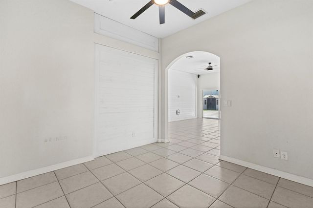 2241 SW Nightingale Terrace, Port St. Lucie, FL 34953
