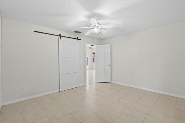 2241 SW Nightingale Terrace, Port St. Lucie, FL 34953
