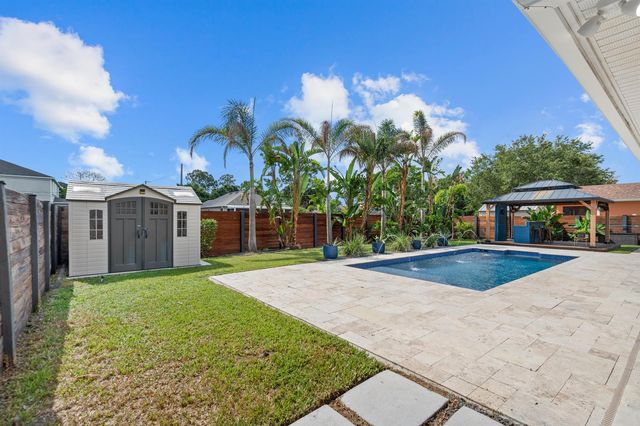 2241 SW Nightingale Terrace, Port St. Lucie, FL 34953