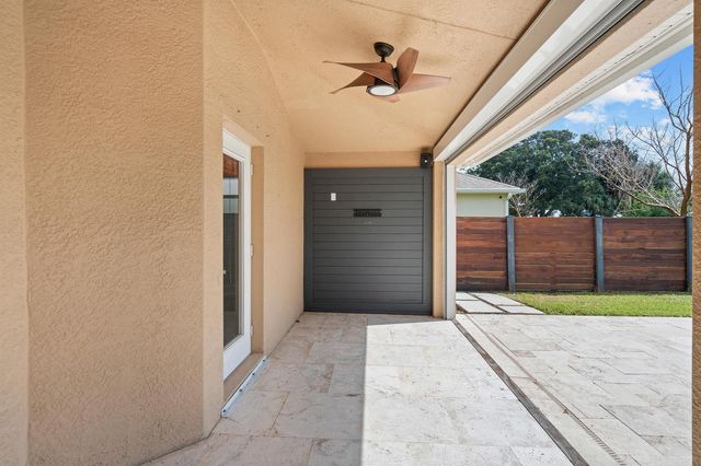 2241 SW Nightingale Terrace, Port St. Lucie, FL 34953