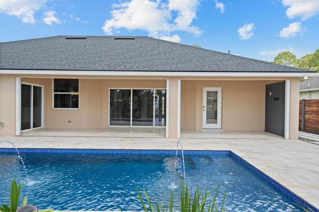 2241 SW Nightingale Terrace, Port St. Lucie, FL 34953
