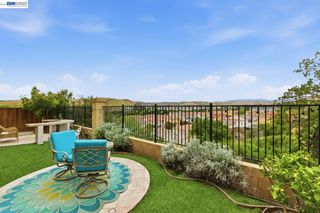 3871 Highpointe Ct, Dublin, CA 94568