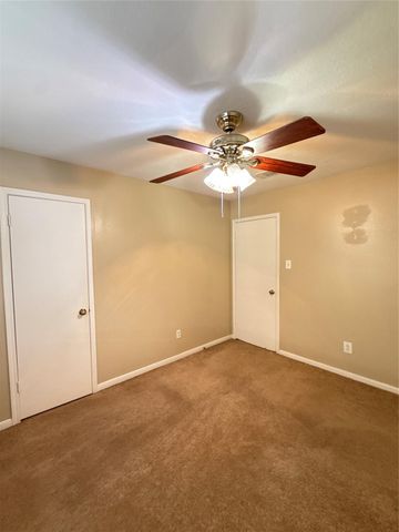 15919 Hiram Clarke Road, Houston, TX 77053