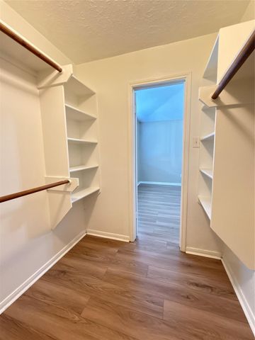 15919 Hiram Clarke Road, Houston, TX 77053