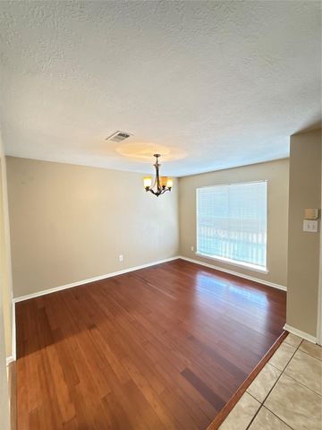 15919 Hiram Clarke Road, Houston, TX 77053