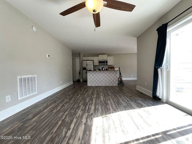 203 S Pine Street, Aberdeen, NC 28315