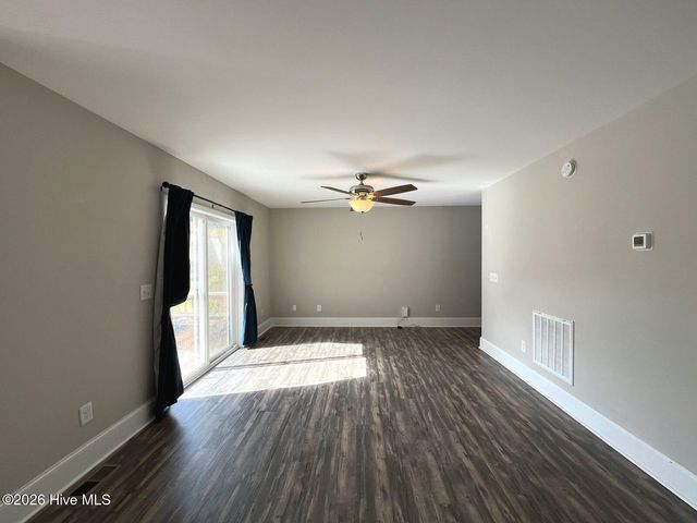 203 S Pine Street, Aberdeen, NC 28315
