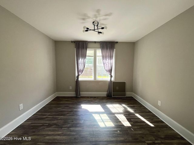 203 S Pine Street, Aberdeen, NC 28315