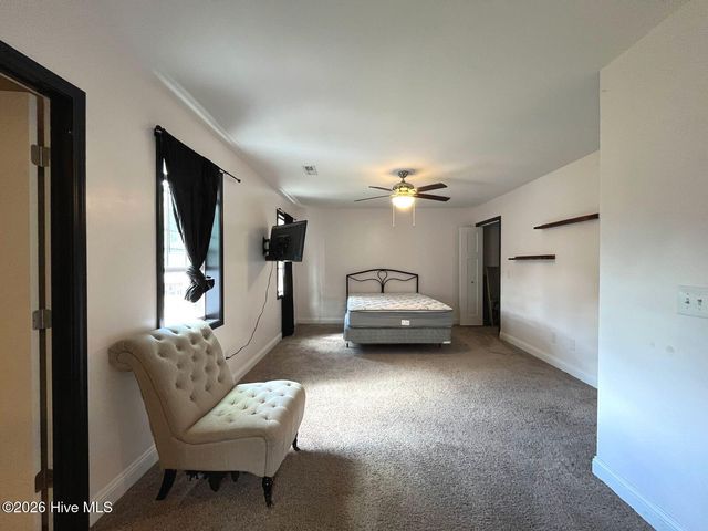 203 S Pine Street, Aberdeen, NC 28315