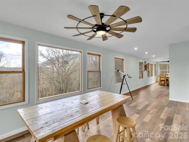 115 Fugitive Run, Sylva, NC 28779