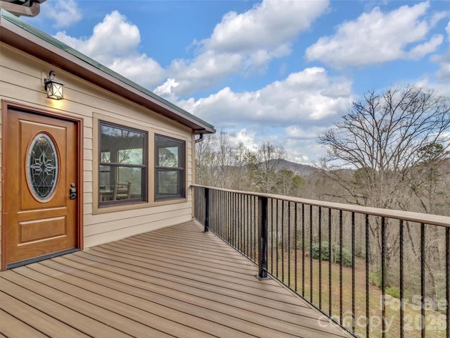 115 Fugitive Run, Sylva, NC 28779