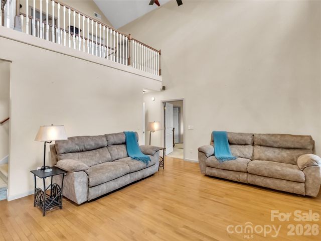 115 Fugitive Run, Sylva, NC 28779