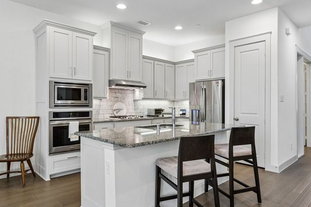 8483 Canal Street, Frisco, TX 75034