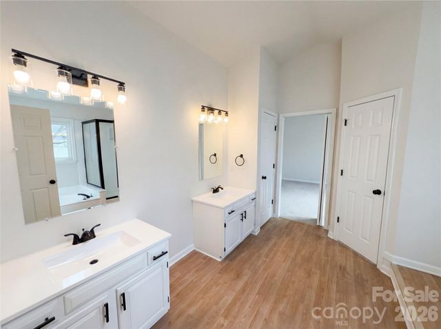 8141 Long Nook Lane, Charlotte, NC 28277