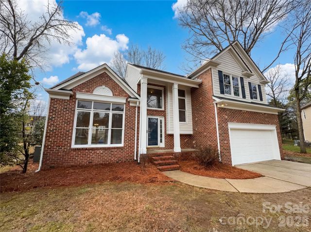 8141 Long Nook Lane, Charlotte, NC 28277