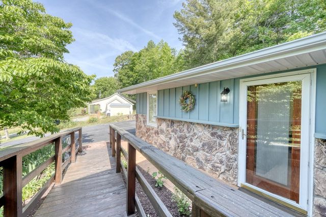 4686 Myers Chapel Road, Hayesville, NC 28904