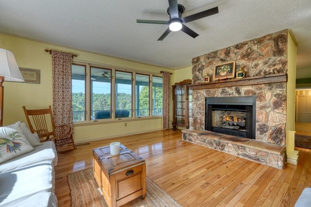 4686 Myers Chapel Road, Hayesville, NC 28904