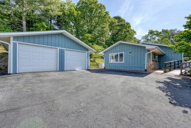4686 Myers Chapel Road, Hayesville, NC 28904