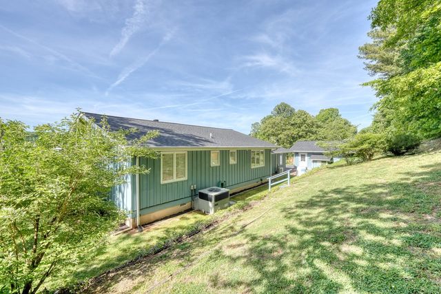 4686 Myers Chapel Road, Hayesville, NC 28904