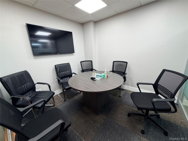136-20 38th Ave 9J-3, Flushing, NY 11354