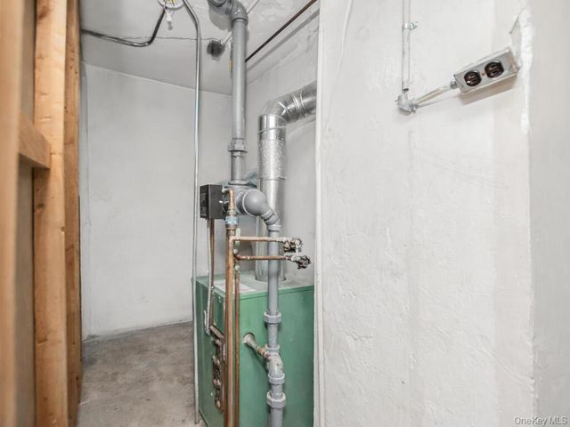 986 Neill Avenue, Bronx, NY 10462