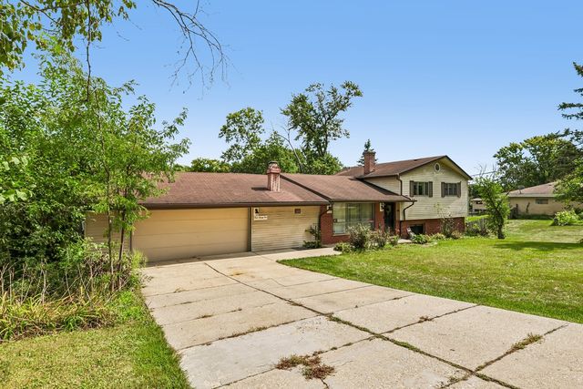 2N435 Pleasant Avenue, Glen Ellyn, IL 60137