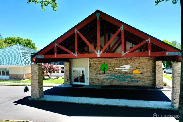 9-c Aspen Plaza, Monroe, NJ 08831