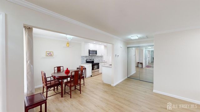 9-c Aspen Plaza, Monroe, NJ 08831