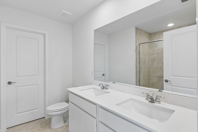 3281 Barrel Oak Pass, Columbia, TN 38401