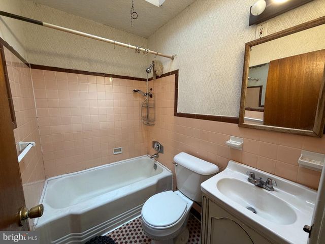 3221 PRINCETON AVE, Philadelphia, PA 19149