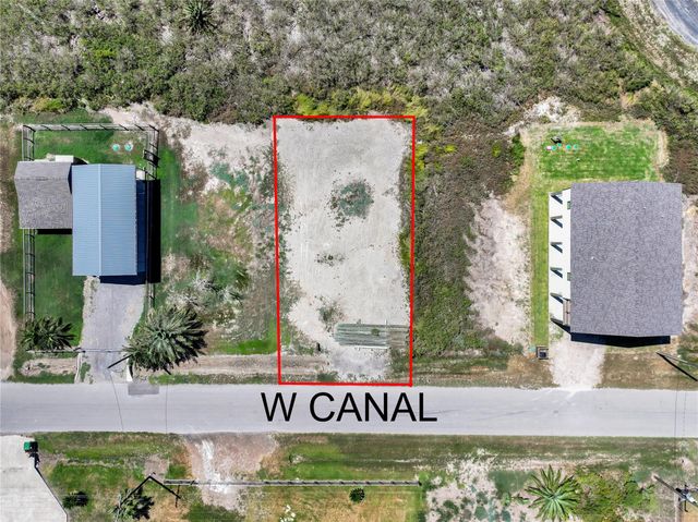 1205 W Canal, Crystal Beach, TX 77650