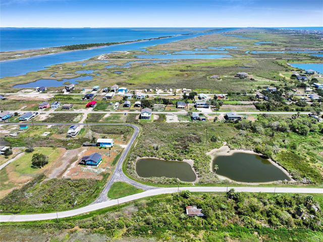 1205 W Canal, Crystal Beach, TX 77650