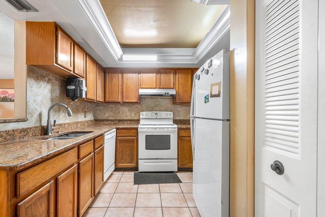 2780 Norfolk Pine Court, Lake Worth, FL 33462