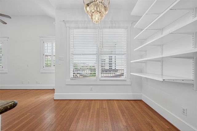 1042 W 25th Street A, Houston, TX 77008