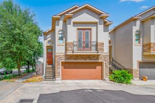1042 W 25th Street A, Houston, TX 77008