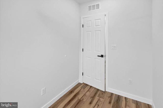 5224 BEAUMONT AVE, Philadelphia, PA 19143